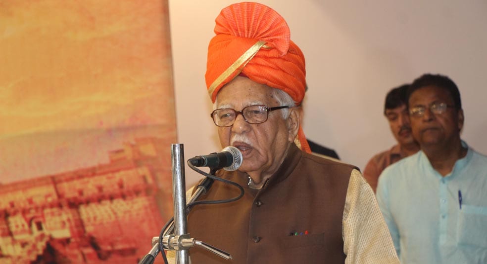 governor ram naik and deputy cm dinesh sharma in agra 