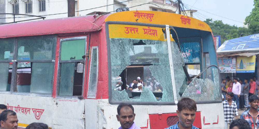 shikshamitra beats people and do violent protest in cm yogi city gorakhpur 
