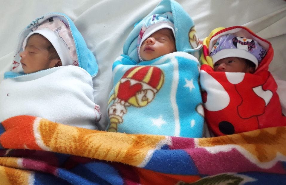woman gave birth three children in dehradun