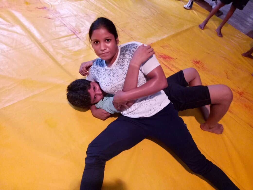 Nag Panchami Special Varanasi girls raise wrestling craze