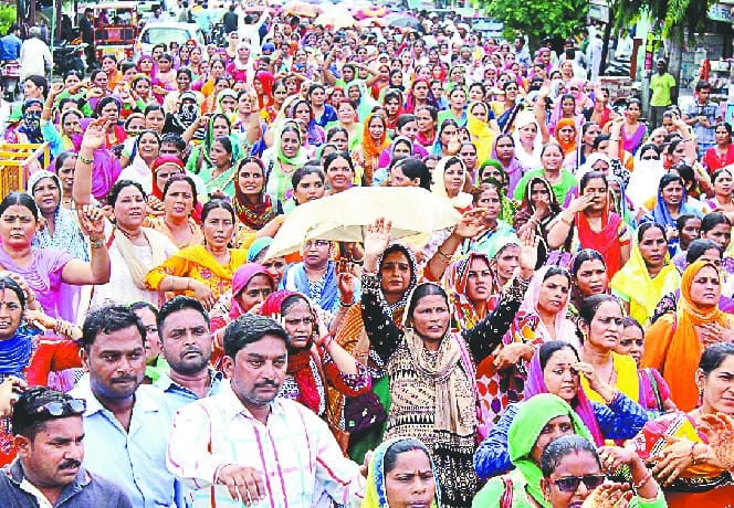 Shikamitraman's strong performance, most of the schools in the district closed