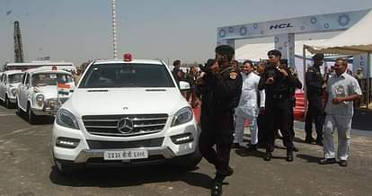 CAG REPORTS AGAINST AKHILESH YADAV MERCEDES AND SAMAJWADI PARTY GOVERNMENT