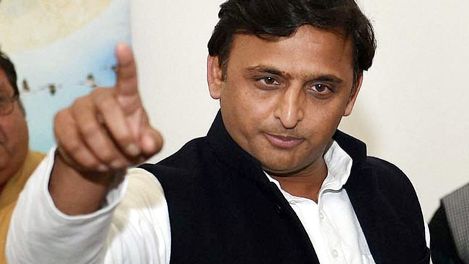 akhilesh yadav comments on first day run of Lucknow metro.
