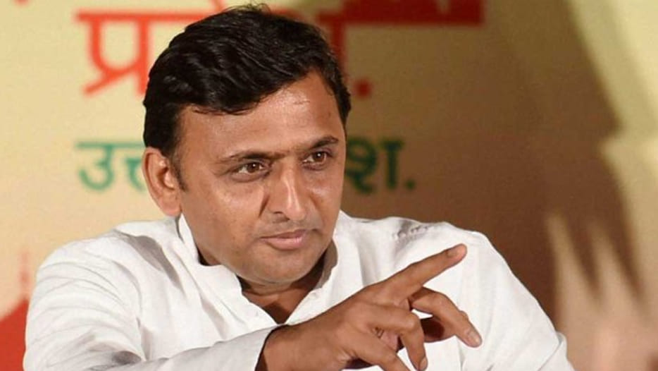 akhilesh yadav is very angry after sp leaders resignation