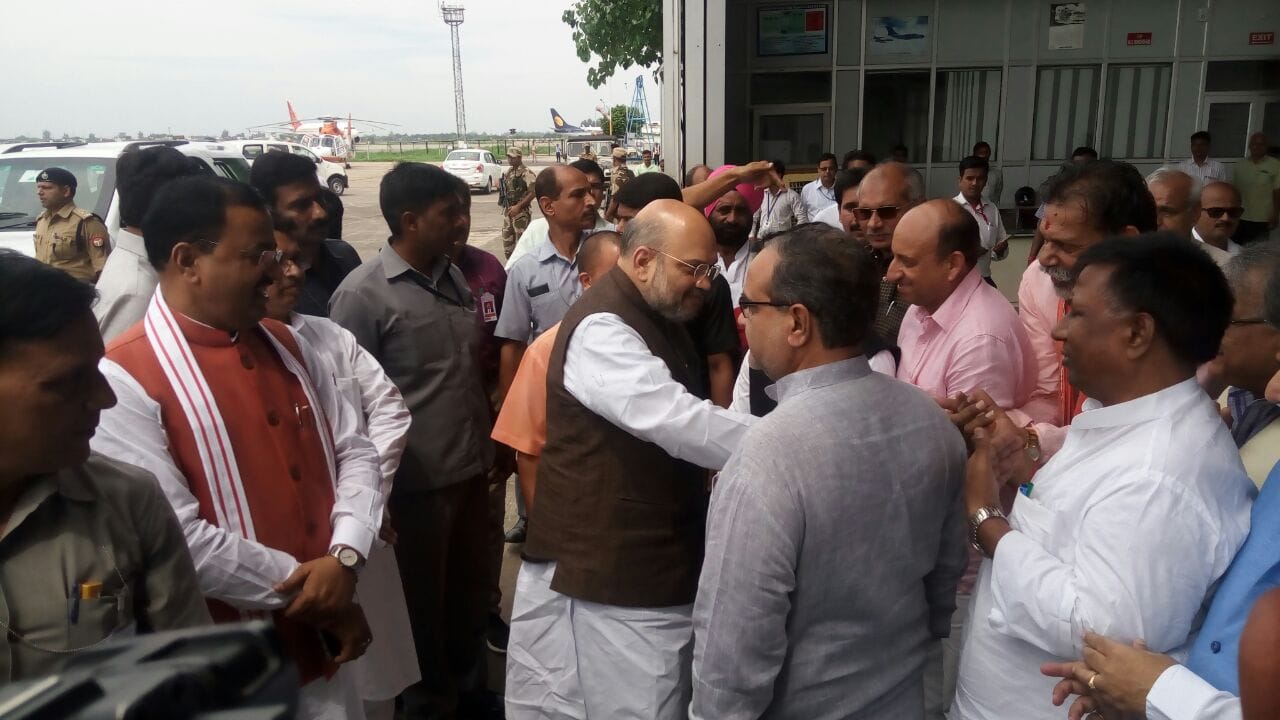 string of resignation in sp bsp on arrival of amit shah