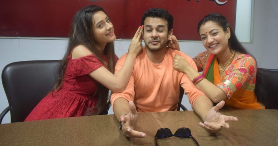 colors serial bhag bakool bhag star cast at amar ujala chandigarh office