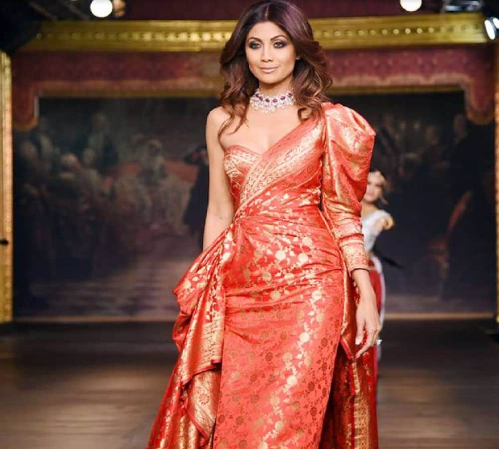 Shilpa Shetty walked on ramp for designer Monsiha Jaising at ICW 2017