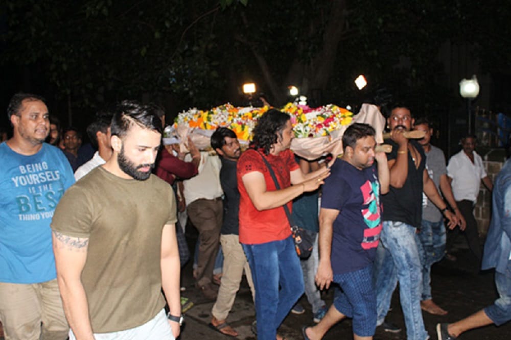 bollywood actor inder kumar funeral photographs