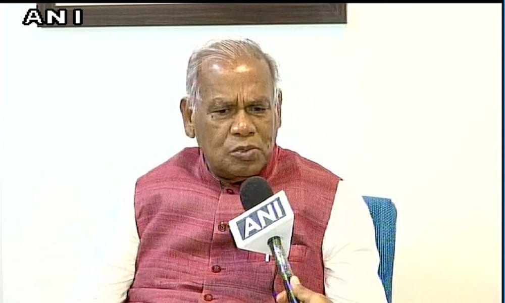 Former bihar CM Jitan Ram Manjhi demands President's award for Laungi Bhuiyan