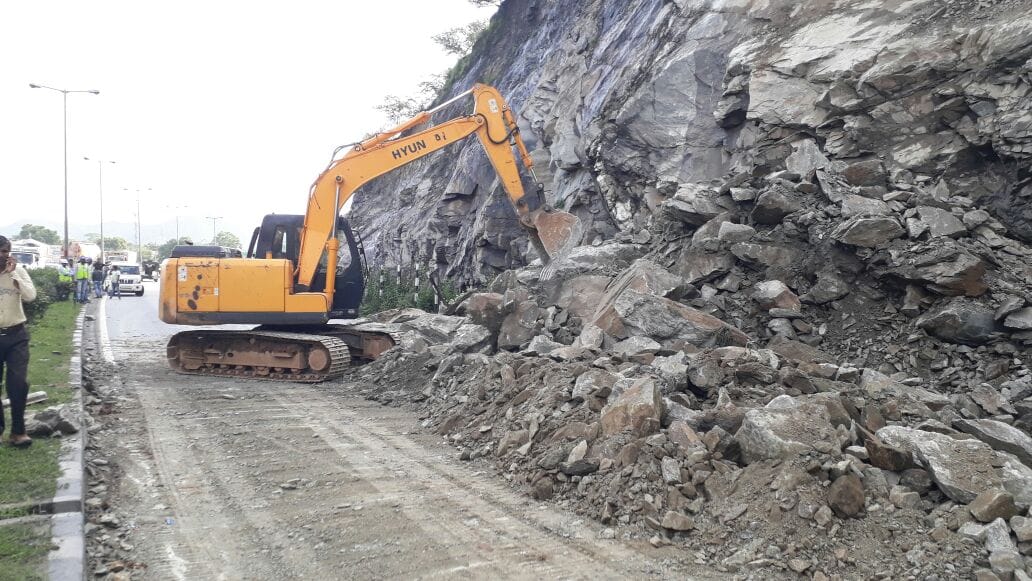 Land slide in udaipur