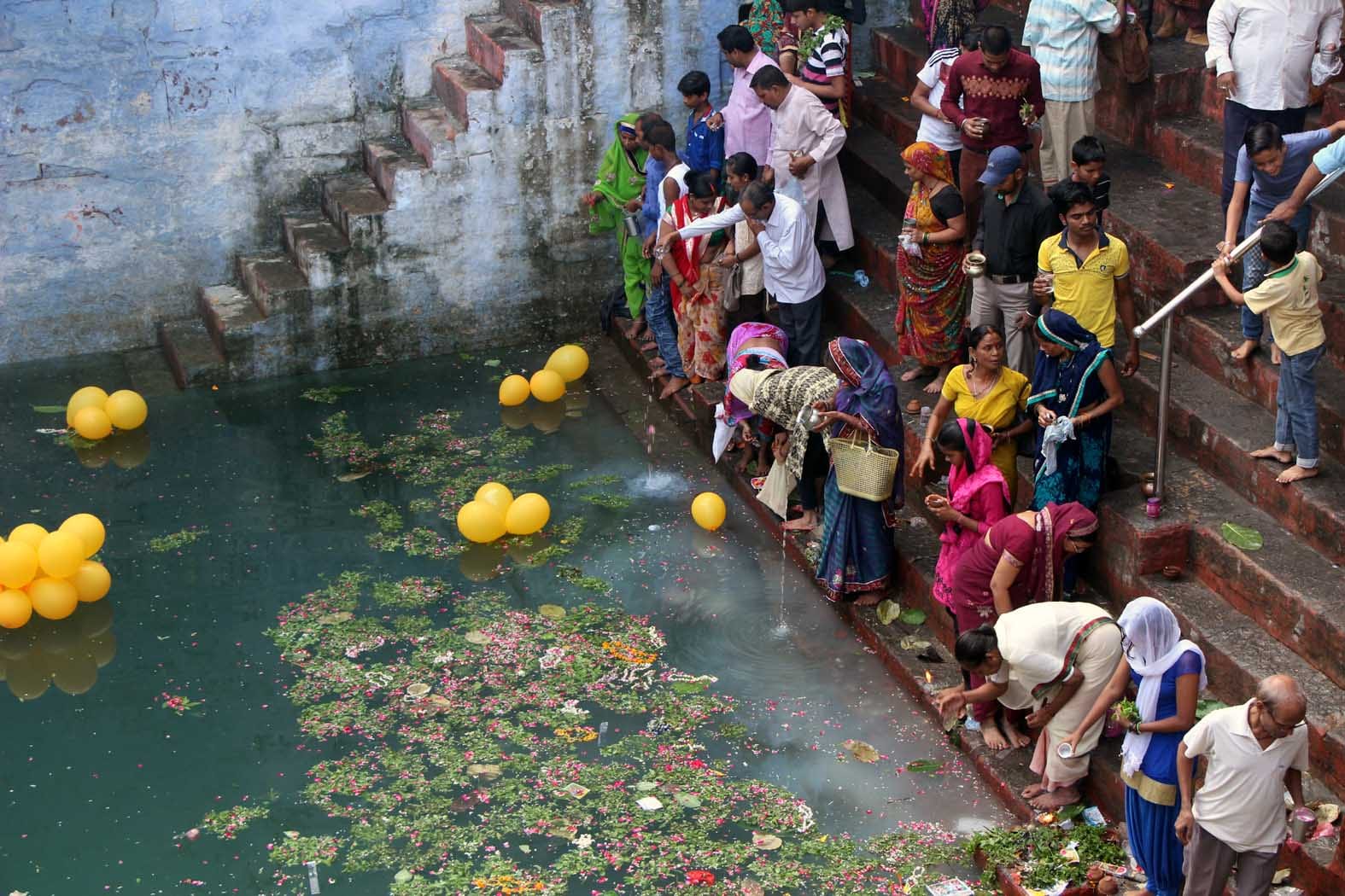 nag panchami special Varanasi Nagkup has mystory of patal lok