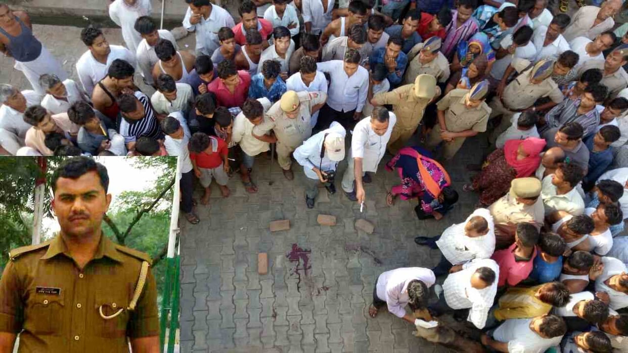 one policeman died after clash with robbers in agra