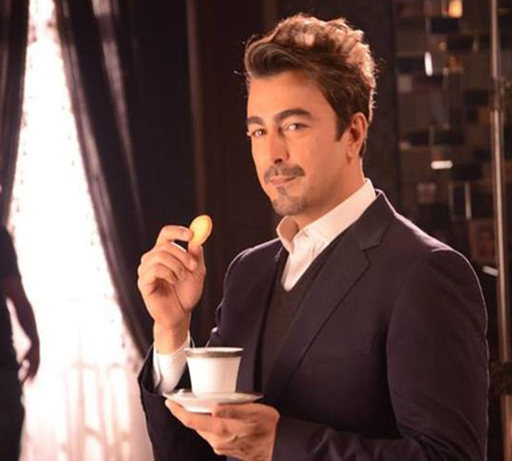 know about Pakistani actor Shaan Shahid is Highest Paid Actor Of Pakistan