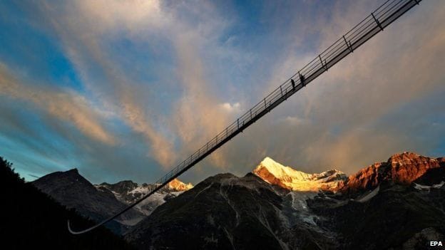 World's longest flutter bridge
