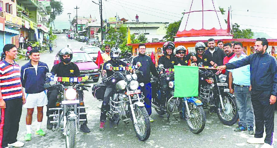 Pithoragarh Bike Campaign team leaves Ladakh