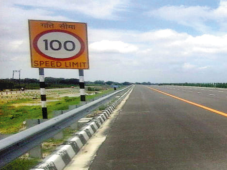 To pay a halt on the highway damages