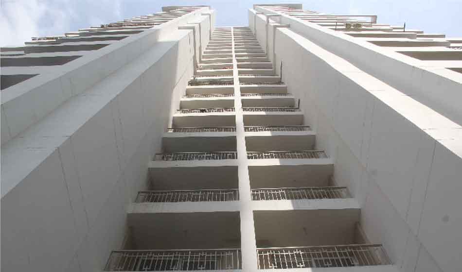 Youth pushed from fourth floor for demanding wages died