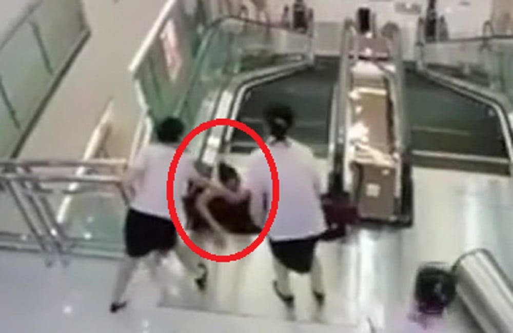 Watch Scary Escalator Accident In Shopping Mall in   China