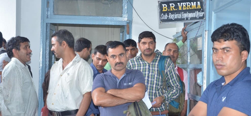 400 EX Servicemen appeared for typing test in hamirpur