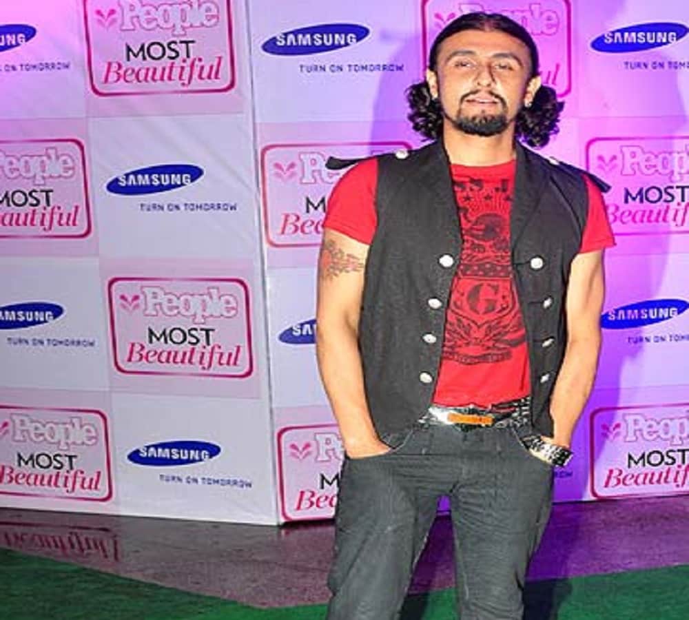Sonu Nigam these hair styles popular among the girls 