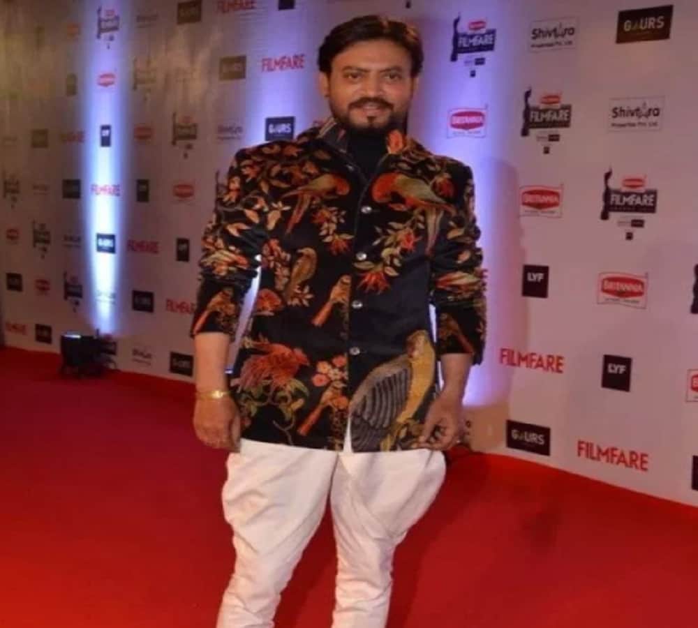 Irrfan Khan spotted wearing floral shirts in this monsoon season 