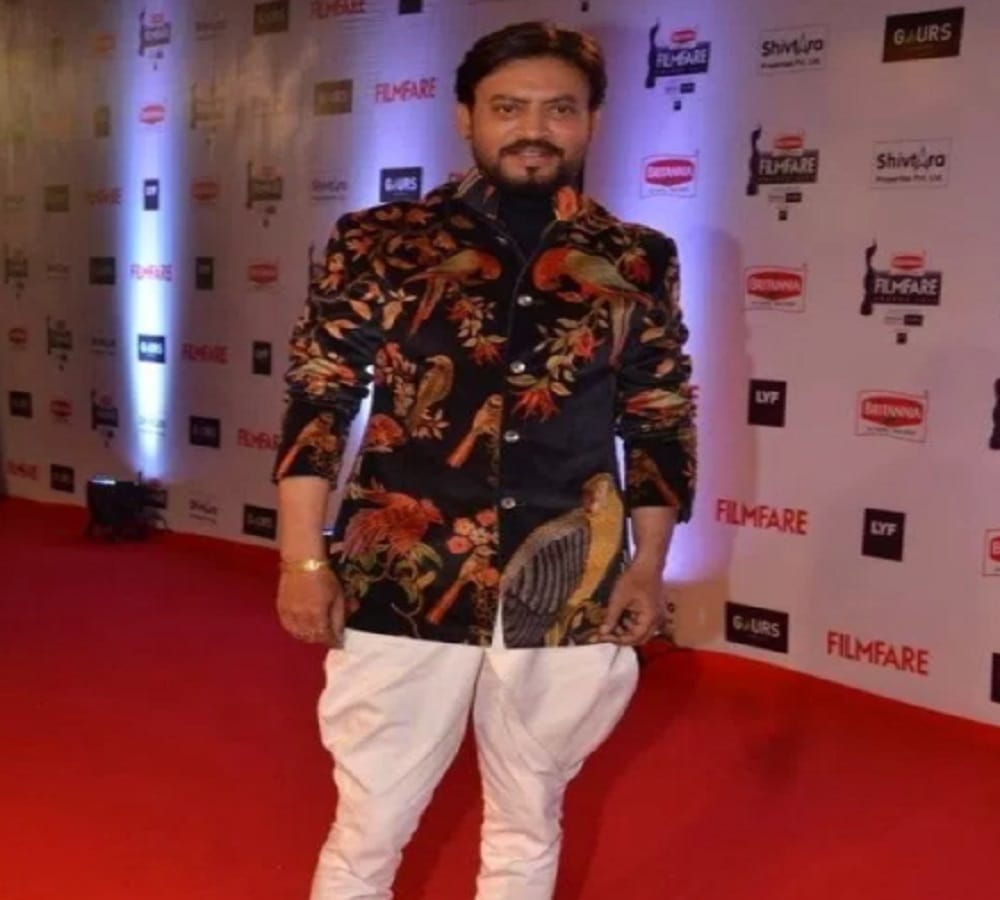 Irrfan Khan spotted wearing floral shirts in this monsoon season 