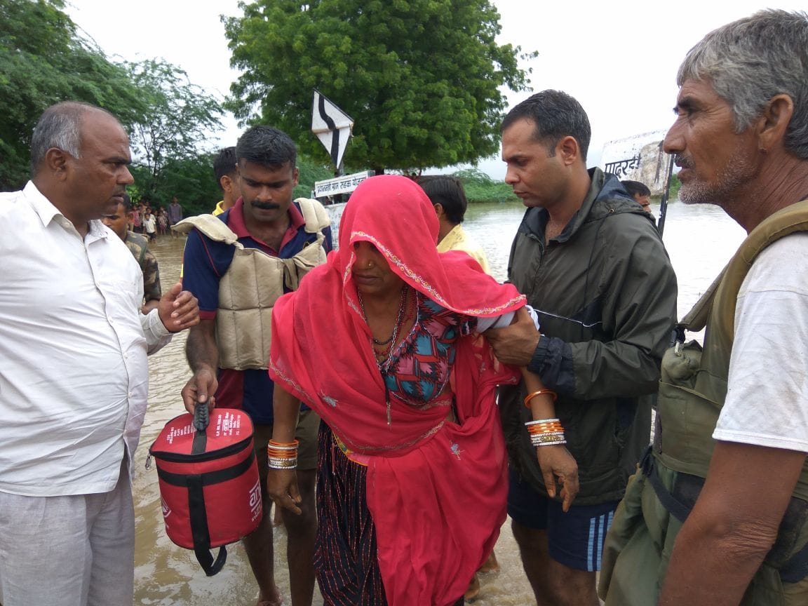 army started rescue operations in flood affected jalore district 