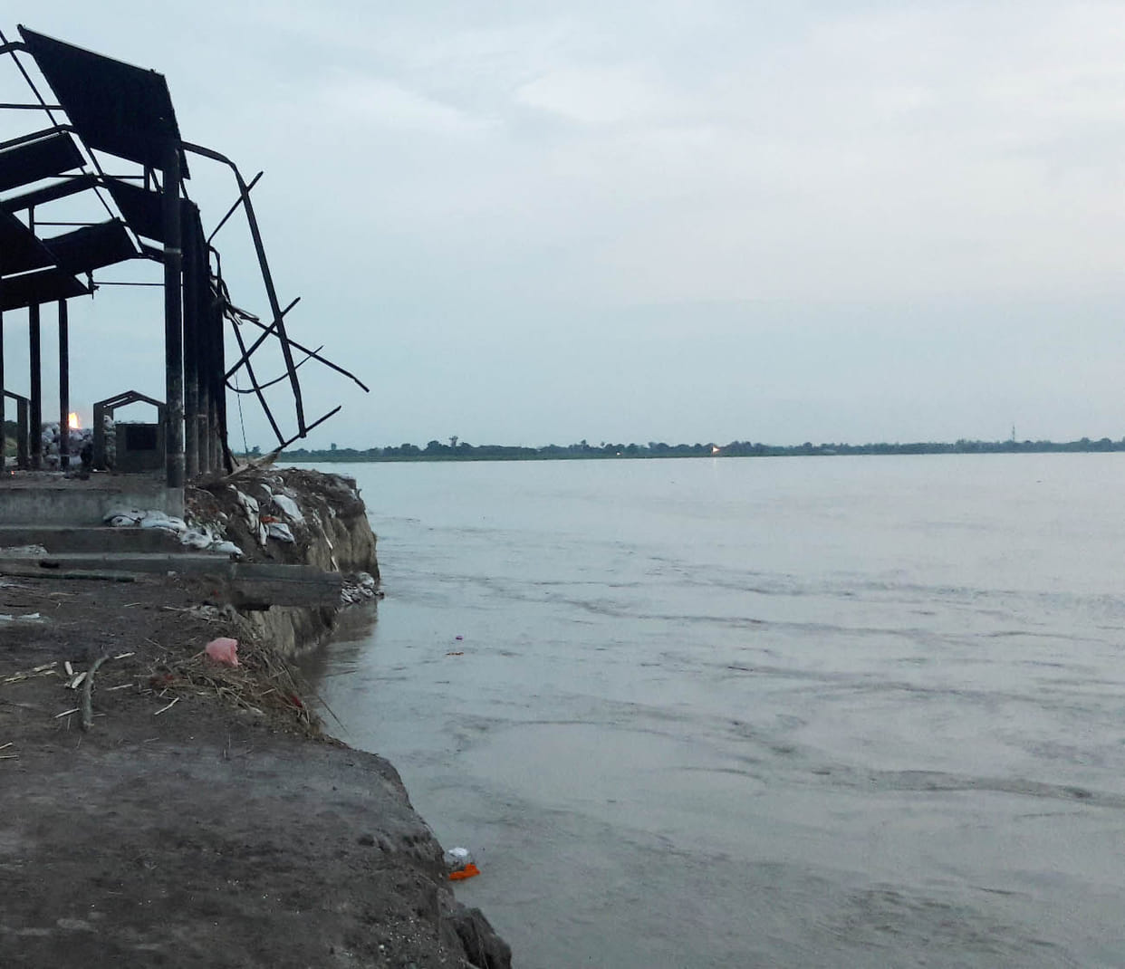 farmland drown in the ghaghara