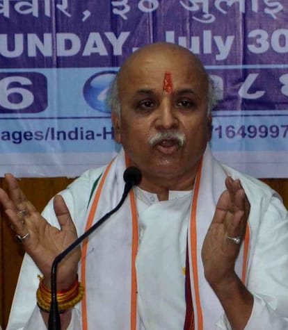 Pravin Togadia requested to doctors that treat the poor patient