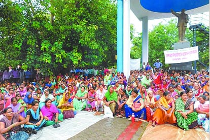 governor ram naik speaks on shikshamitra issue.