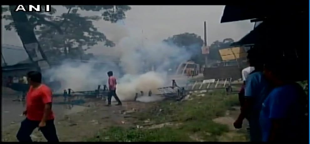 Violent clash between GJM supporters & Police in West Bengal