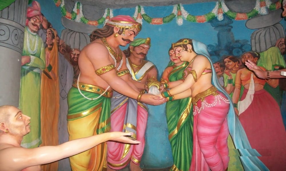  after ravana death what happened his wife mandodari