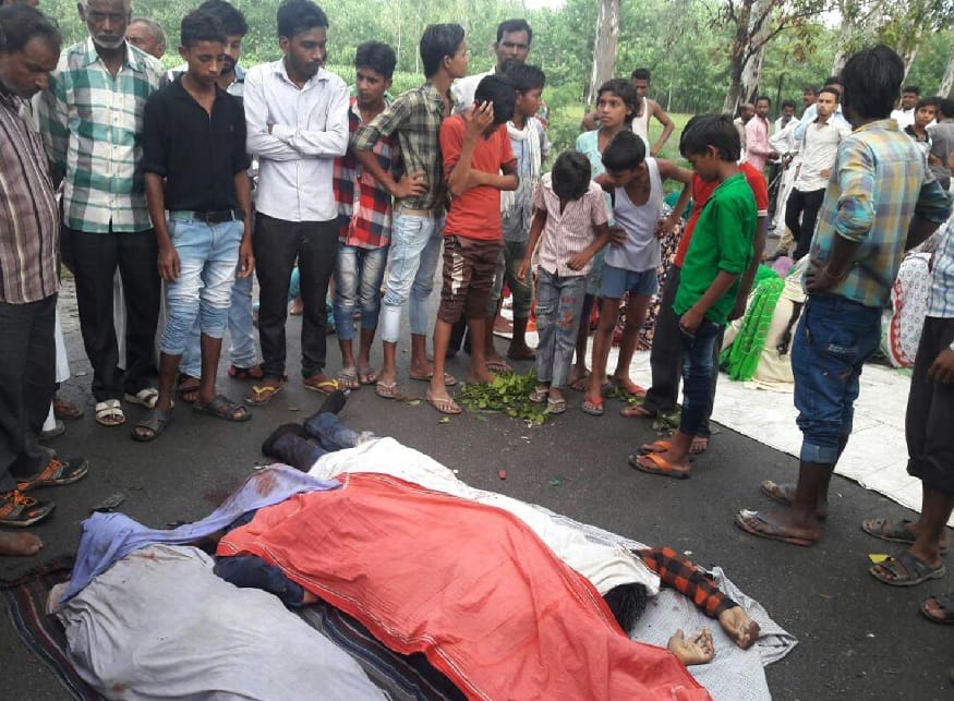Killed in crash of four youths