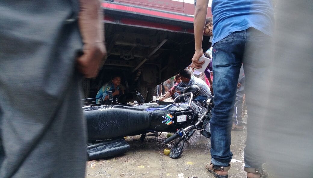 Bus accident in nigohan in Lucknow.