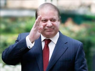 Musharraf's salute to judges who took oath