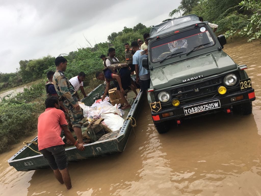 indian army continues rescue operations in flood affected area of rajasthan