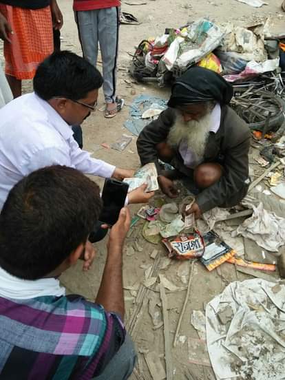 Lucknow municipal corporartion finds a rich beggar with 40 thousand rupees 
