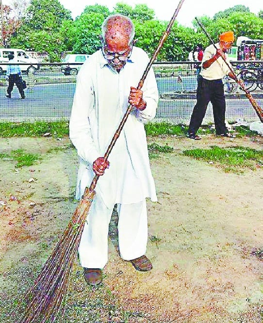 Salute to 92 year old youth