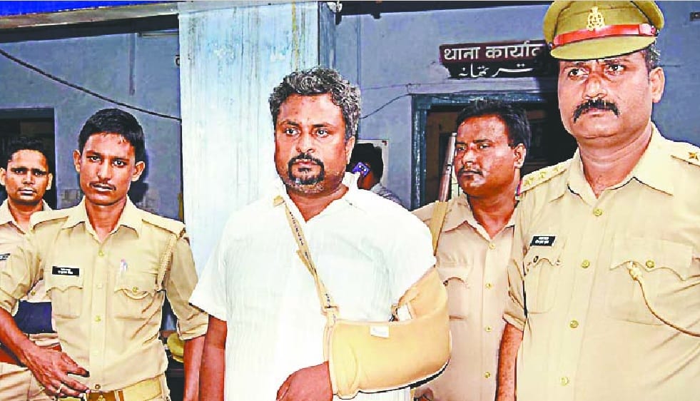 Fake chief secretary arrested for threatening SSP