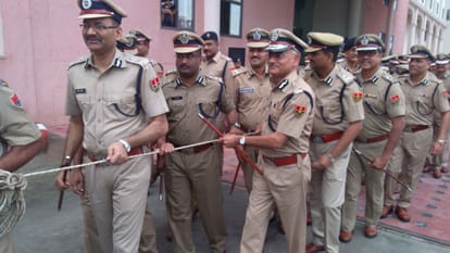 Ajit Singh becomes the new DGP of the state, Bhatt conferred on the farewell