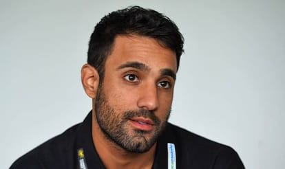 ravi bopara picks three indian cricketers in his all time eleven team