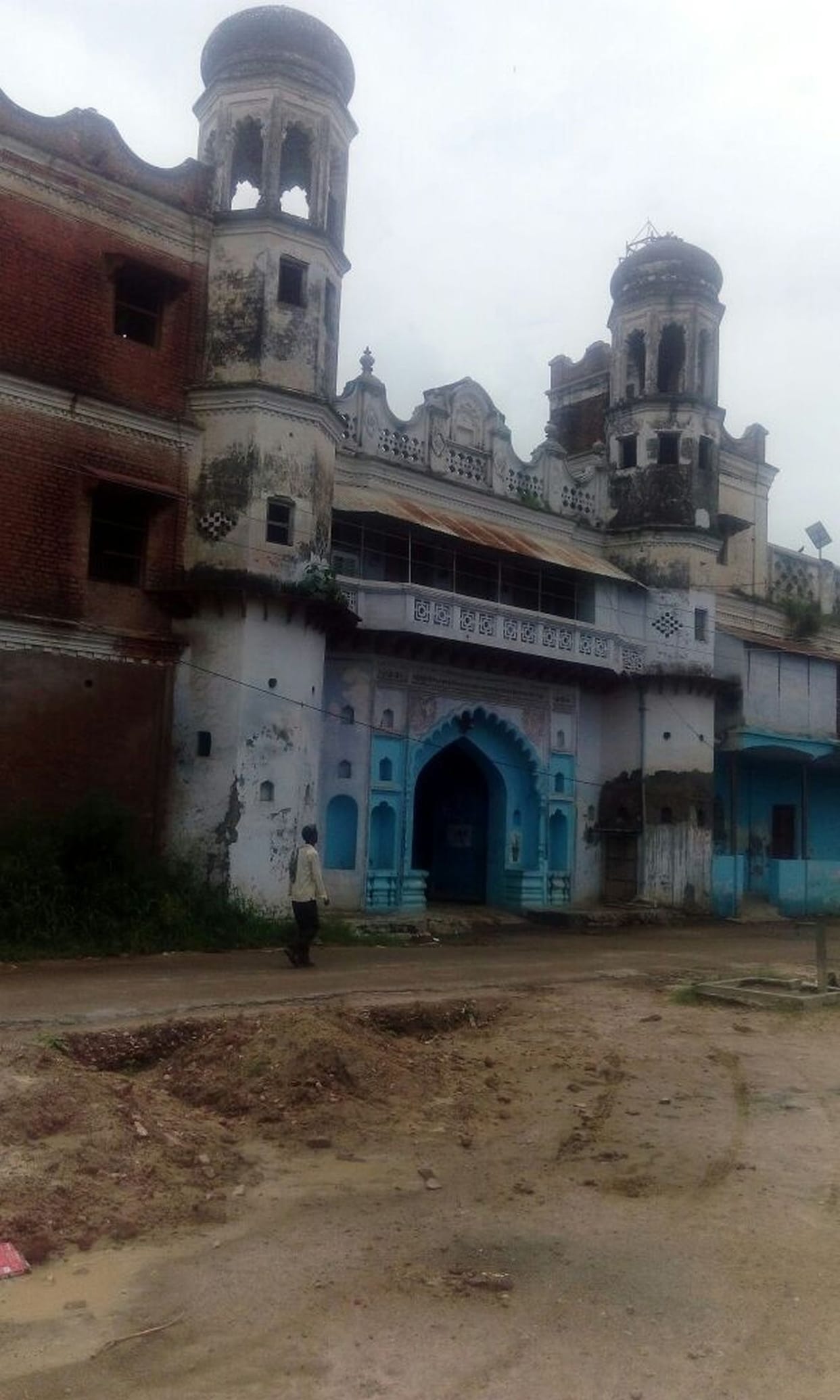 जमींदारी का मोह छोड़ बने थे क्रांतिकारी