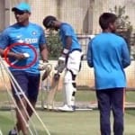रोबो आर्म के साथ संजय बांगर 
