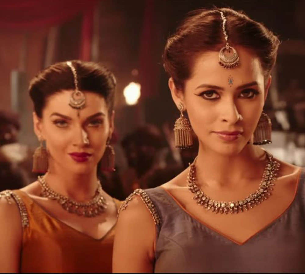 Baahubali actress Scarlett Wilson slaps an actor who tries to misbehave with her