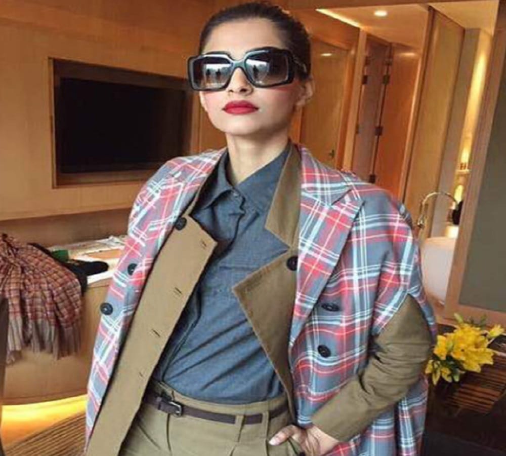 Bollywood celebrities wearing different types of sunglasses