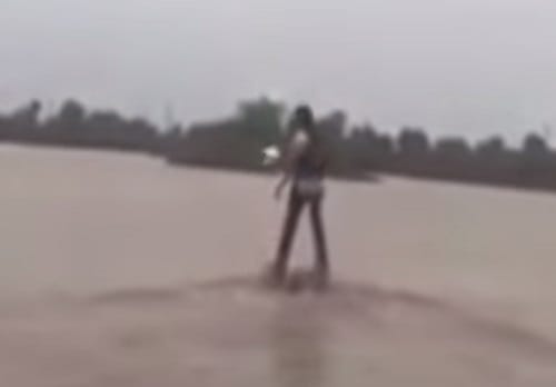 Watch viral video of man doing ganga aarti with hydraulic pump jet flyboard 