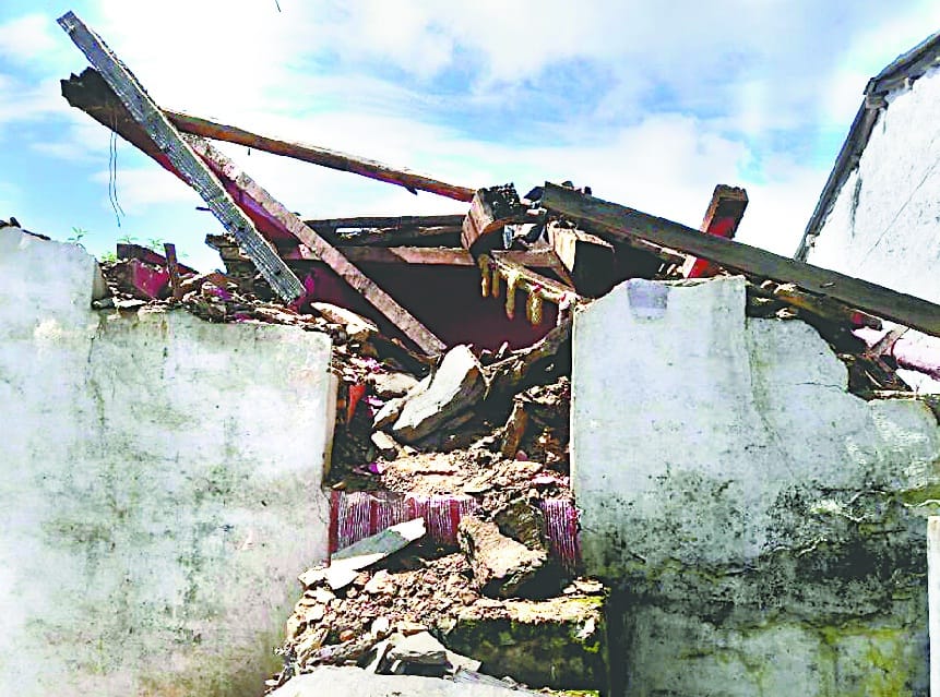 Destroy houses in Rapila with sharp rains