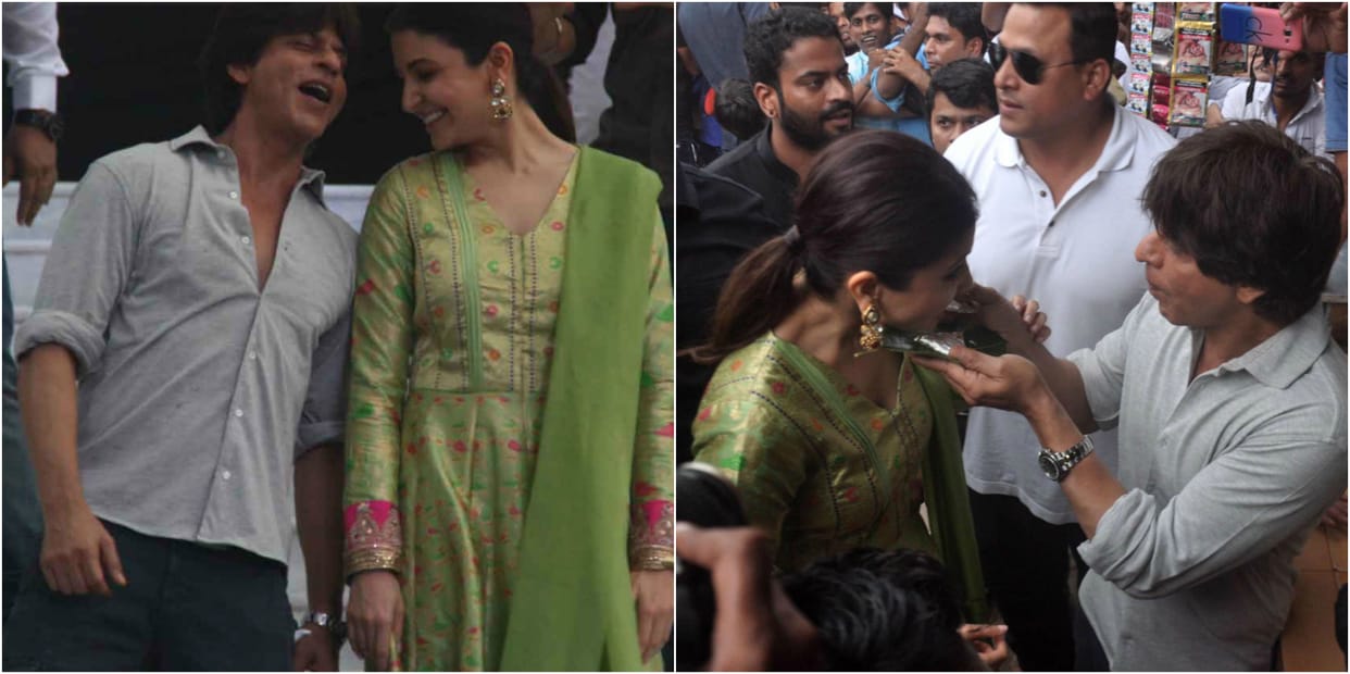 see the photos of sharukh and anushka at jab harry met sejal film promotion