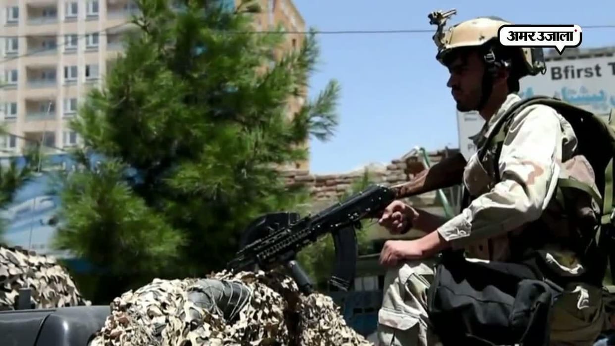 Four killed and 13 injured in kabul bomb attack in afghanistan