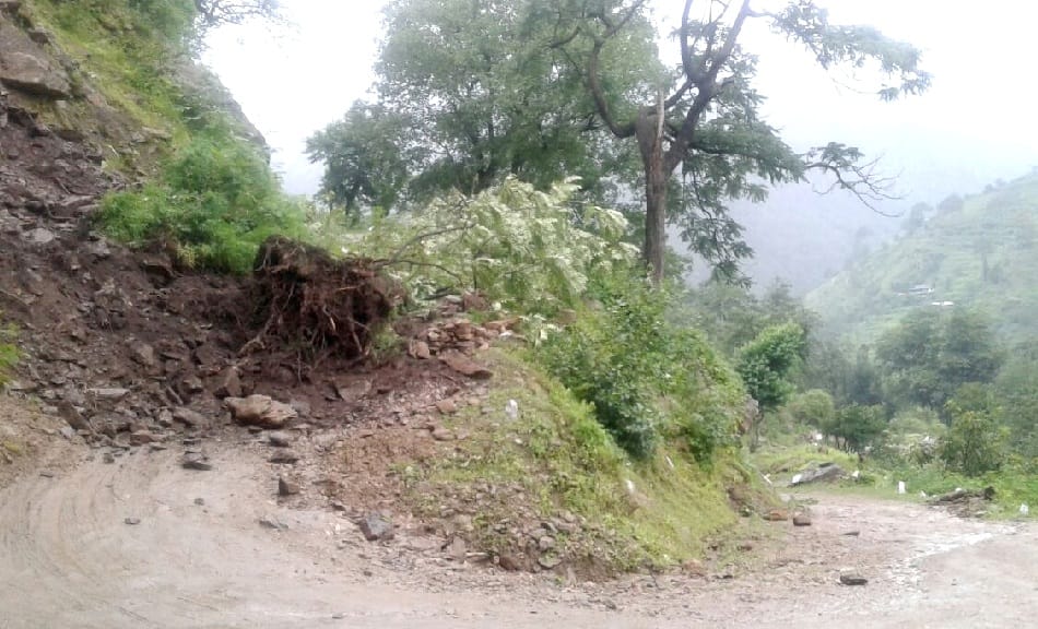 Two Labourer Buried Alive in Land Sliding at Mandi.